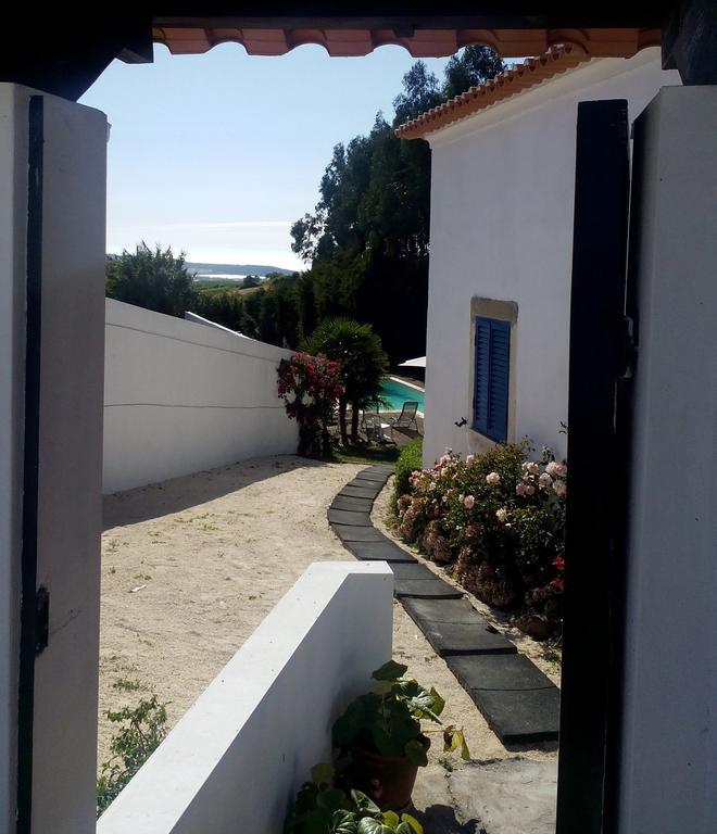 Apartamento A Casa Dos Avós Alfeizerão Exterior foto